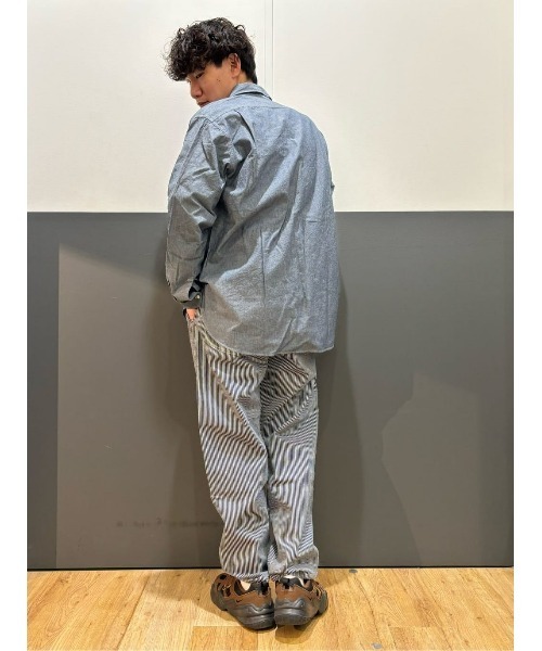 Lee（リー）の「【Lee】マリンシャンブレーシャツ（シャツ/ブラウス・メンズ・ダークインディゴブルー・L/XL/M）」の21枚目の写真