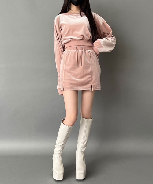 DearMyLoveMillor(ディアマイラブミラー)の「エンボスロゴベロアセットアップ(ワンピース・レディース・ベビーピンク/ブラック・MEDIUM/LARGE/LL/3L)」の2枚目の写真