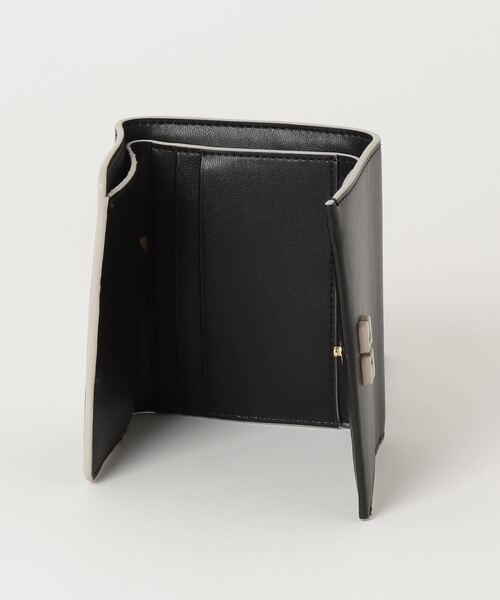 GANNI(ガニー)の「GANNI Ganni Bou Trifold ガニー ボウ 三つ折り財布(財布・レディース・ブラック・FREE)」の3枚目の写真