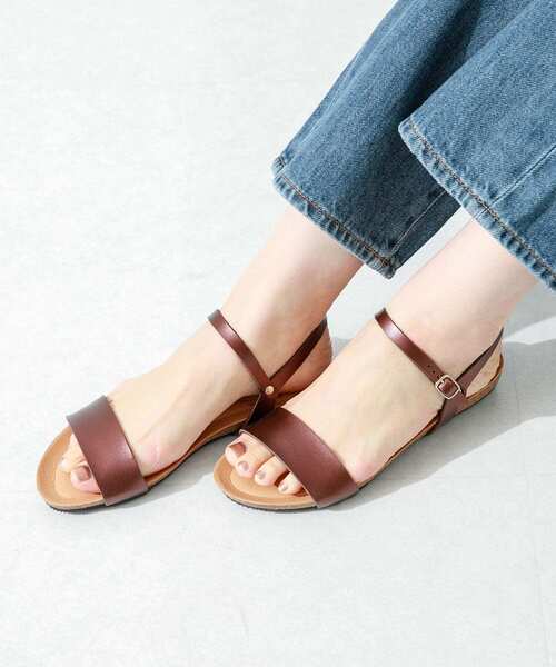 PLAKTON（プラクトン）の「PLAKTON　アンクルストラップサンダル（サンダル・レディース・ブラウン/ゴールド系その他・38/37）」の2枚目の写真