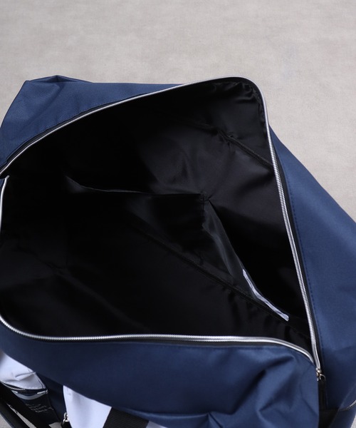 UMBRO（アンブロ）の「JUNESELECT ｕｍｂｒｏ　トラベルボストンバッグ（ボストンバッグ・メンズ・ネイビー×ホワイト/ブラック×ホワイト・FREE）」の17枚目の写真