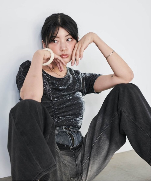 solleim（ソルレム）の「シアーシャーリングラメトップス（Tシャツ/カットソー・レディース・ブラック/シルバー/ベージュ・M）」の18枚目の写真