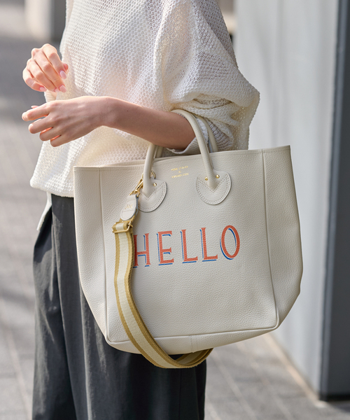 FRAMeWORK（フレームワーク）の「≪追加≫YOUNG&OLSEN 別注ストラップ付きHELLOバッグ2（ショルダーバッグ・レディース・ブラック/ホワイト・FREE）」の7枚目の写真