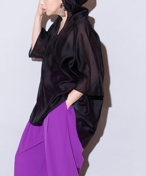 OSMOSIS（オズモーシス）の「フーデッドプルオーバー（シャツ/ブラウス・レディース・アイボリー/グレイッシュベージュ/ブラック・ONE SIZE）」の16枚目の写真