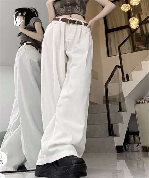 FREE STYLISTS（フリー スタイリスト）の「タックワイドデニムパンツ（デニムパンツ・レディース・カーキ/ホワイト・S/M/L/XL/2XL）」の5枚目の写真