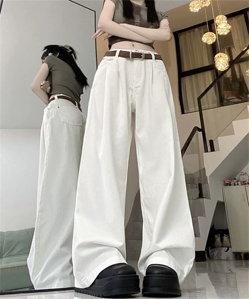FREE STYLISTS（フリー スタイリスト）の「タックワイドデニムパンツ（デニムパンツ・レディース・カーキ/ホワイト・S/M/L/XL/2XL）」の3枚目の写真