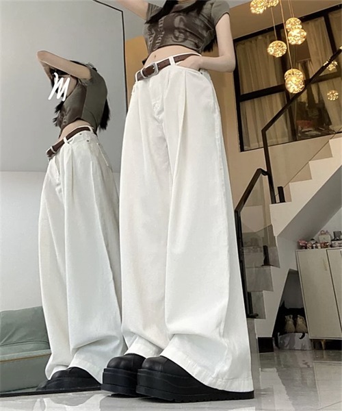 FREE STYLISTS（フリー スタイリスト）の「タックワイドデニムパンツ（デニムパンツ・レディース・カーキ/ホワイト・S/M/L/XL/2XL）」の6枚目の写真