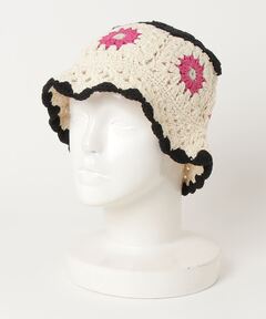 SIDE STRAP FLOWER KNIT CAP