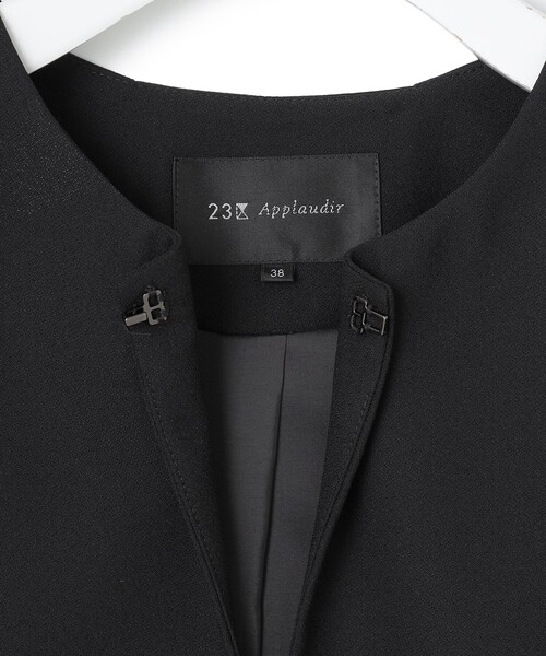 23区(ニジュウサンク)の「【APPLAUDIR】バックサテンジョーゼット ジャケット(その他アウター・レディース・ネイビー系/ブラック系・46/44/48)」の17枚目の写真
