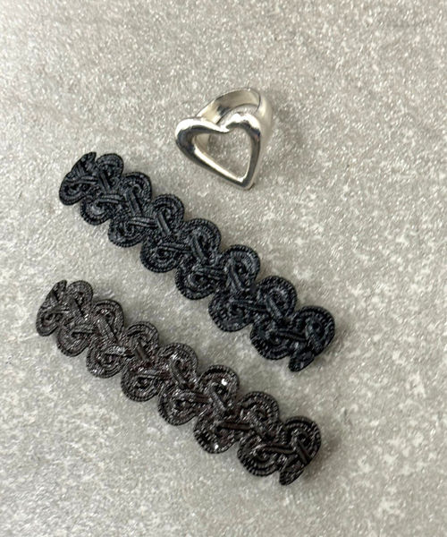 EDIT. FOR LULU（エディットフォールル）の「《追加3》レースバレッタ（バレッタ/ヘアクリップ・レディース・ブラウン/ブラック・38）」の6枚目の写真