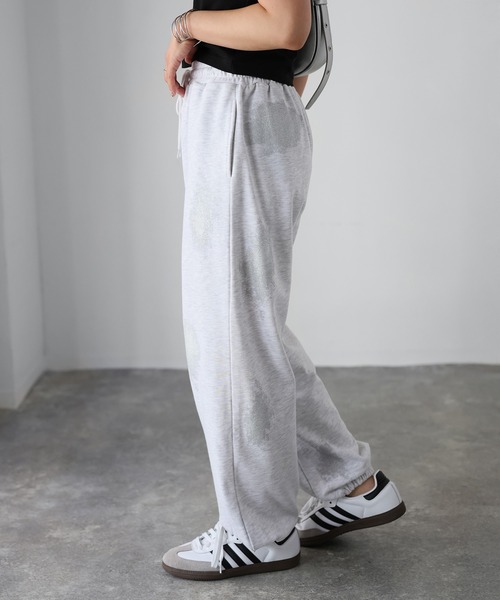 Riberry（リベリー）の「箔プリントスウェットパンツ（スウェットパンツ・レディース・オートミール/チャコールグレー・FREE）」の20枚目の写真