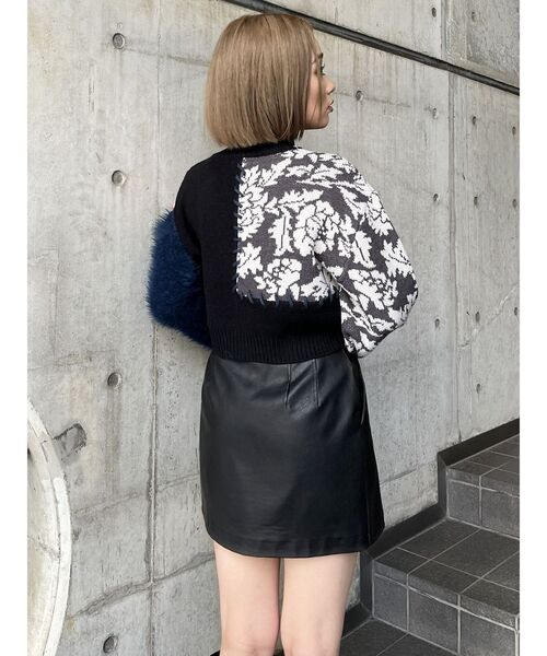 MURUA（ムルーア）の「【SET UP対応】ヴィンテージライクフェイクレザーミニスカート（スカート・レディース・ブラウン/ブラック/ブルー・1/2）」の9枚目の写真