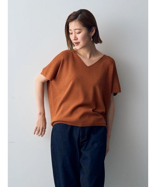 YECCA VECCA(イェッカヴェッカ)の「ラメVネックドルマンニット(ニット/セーター・レディース・ブラック/テラコッタ/ベージュ・FREE)」の8枚目の写真