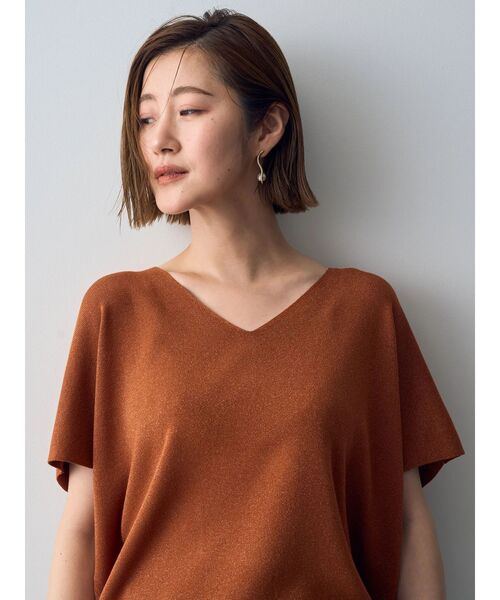 YECCA VECCA(イェッカヴェッカ)の「ラメVネックドルマンニット(ニット/セーター・レディース・ブラック/テラコッタ/ベージュ・FREE)」の13枚目の写真