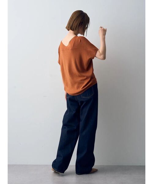 YECCA VECCA(イェッカヴェッカ)の「ラメVネックドルマンニット(ニット/セーター・レディース・ブラック/テラコッタ/ベージュ・FREE)」の21枚目の写真