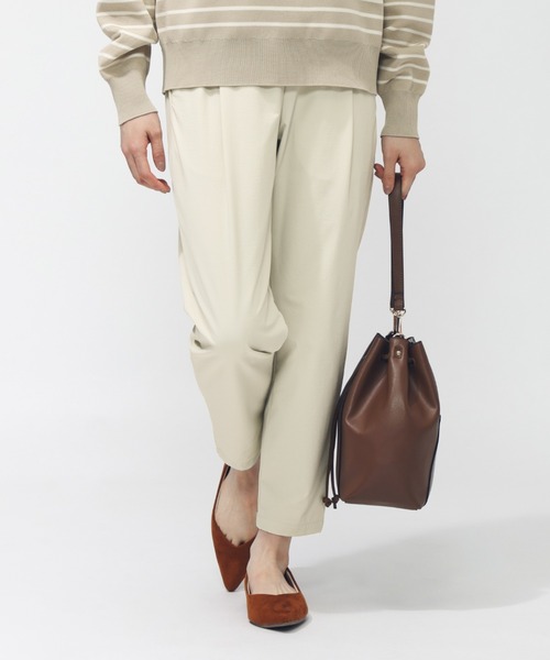 TIGORA（ティゴラ）の「ティゴラ TIGORA 4WAYストレッチテーパードパンツ（その他パンツ・レディース・ベージュ/オフホワイト/ブラック・M/L/S/XL）」の2枚目の写真