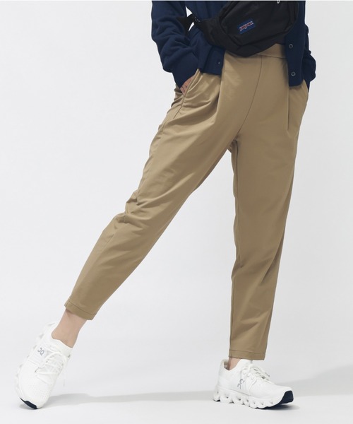 TIGORA（ティゴラ）の「ティゴラ TIGORA 4WAYストレッチテーパードパンツ（その他パンツ・レディース・ベージュ/オフホワイト/ブラック・M/L/S/XL）」の8枚目の写真