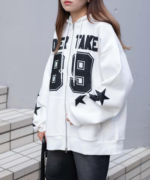 WEGO（ウィゴー）の「WEGO/ナンバリング裏起毛BIGジップパーカー（パーカー・レディース・その他1/ホワイト/ブラック・FREE）」の8枚目の写真