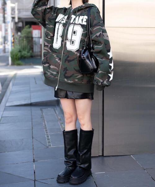 WEGO（ウィゴー）の「WEGO/ナンバリング裏起毛BIGジップパーカー（パーカー・レディース・その他1/ホワイト/ブラック・FREE）」の18枚目の写真