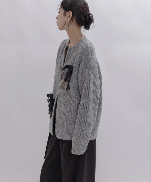 Eimee Law（エイミーロウ）の「ランダムリボンラメネップZIPカーデ