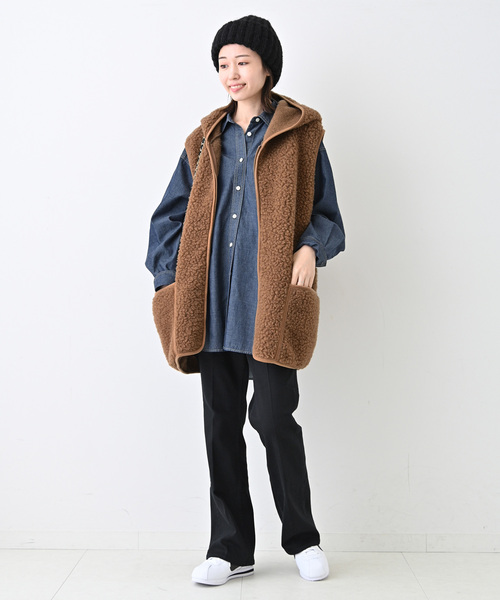 COLD BREAKER(コールドブレーカー)の「COLD BREAKER/コールドブレーカー SLOBE別注 ボアベスト 9244-SLOBE(ベスト・レディース・キャメル/ブラック・FREE)」の3枚目の写真