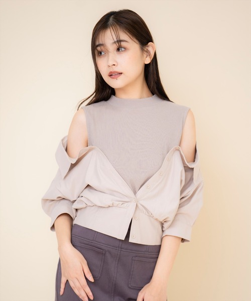 REDYAZEL（レディアゼル）の「シャツレイヤードトップス（Tシャツ/カットソー・レディース・ベージュ/ネイビー/オフホワイト・FREE）」の2枚目の写真