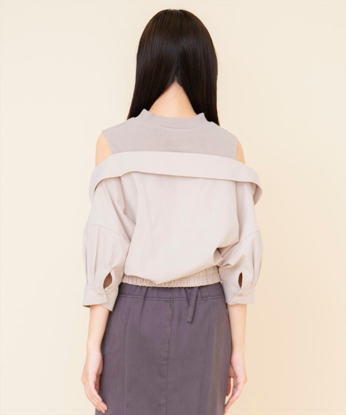 REDYAZEL（レディアゼル）の「シャツレイヤードトップス（Tシャツ/カットソー・レディース・ベージュ/ネイビー/オフホワイト・FREE）」の21枚目の写真