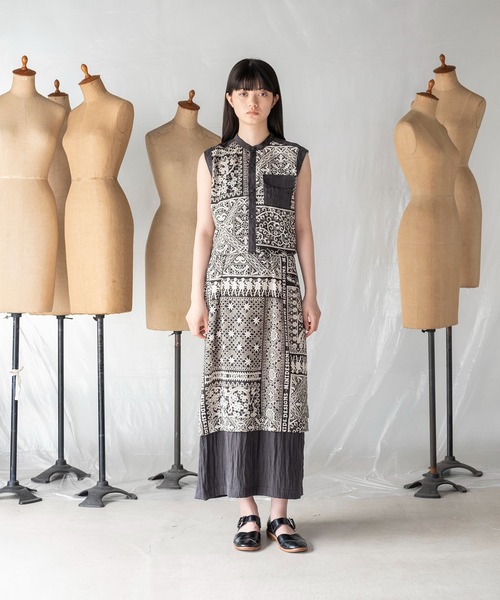 mintdesigns(ミントデザインズ)の「LACE COLLAGE SKIRT / レースコラージュスカート(スカート・レディース・ブラック/グレー・2)」の3枚目の写真