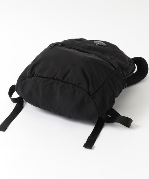 C.P. COMPANY（シーピーカンパニー）の「【C.P. Company / シーピーカンパニー】ACCESSORIES BACK PACK（バックパック/リュック・メンズ・ブラック・FREE）」の5枚目の写真