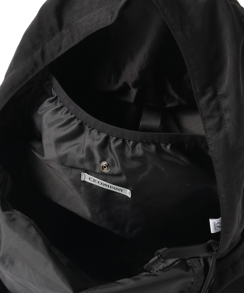 C.P. COMPANY（シーピーカンパニー）の「【C.P. Company / シーピーカンパニー】ACCESSORIES BACK PACK（バックパック/リュック・メンズ・ブラック・FREE）」の8枚目の写真