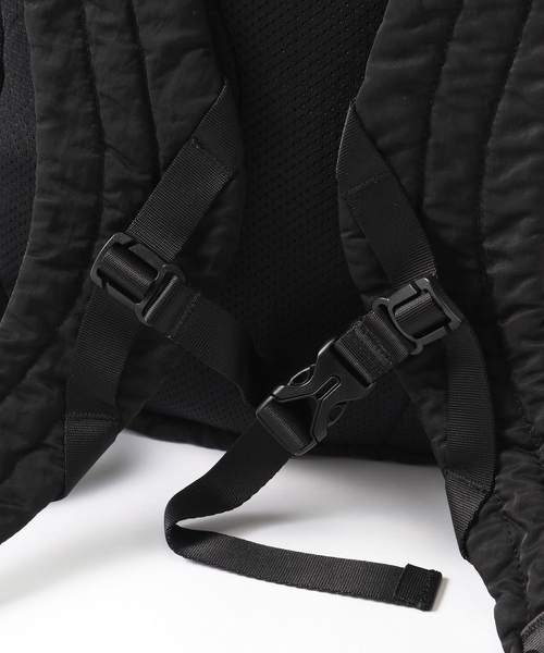 C.P. COMPANY（シーピーカンパニー）の「【C.P. Company / シーピーカンパニー】ACCESSORIES BACK PACK（バックパック/リュック・メンズ・ブラック・FREE）」の14枚目の写真