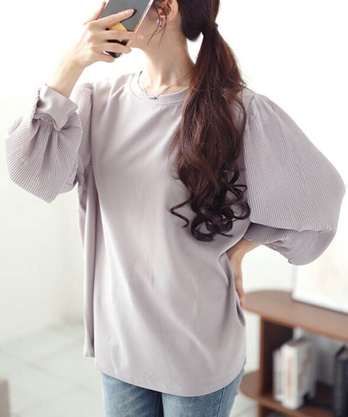GOLDJAPAN(ゴールドジャパン)の「プリーツボリュームスリーブプルオーバー【大きいサイズ対応】(Tシャツ/カットソー・レディース・ベージュ系/ブラック/ブルー・LL/3L/4L/5L)」の3枚目の写真