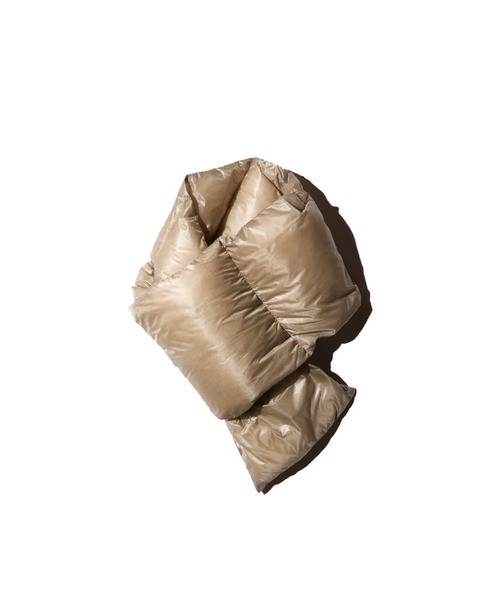 NANGA(ナンガ)の「NANGA/ナンガ PORTABLE LIGHT DOWN MUFFLERポータブルライトダウンマフラー(ユニセックス)(マフラー・メンズ・ブラック/ベージュ/ネイビー/モカ/カーキ・FREE)」の12枚目の写真