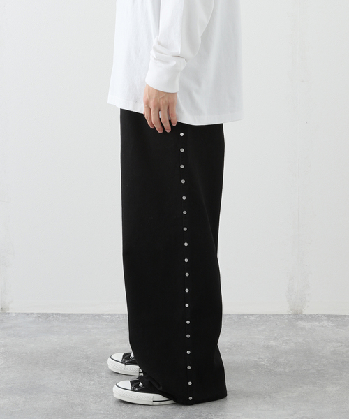 AFB(エーエフビー)の「【AFB / エーエフビー】SUPER BAGGY STUDDED PANTS(デニムパンツ・メンズ・ブラック/ブルー系その他・MEDIUM/LARGE)」の9枚目の写真