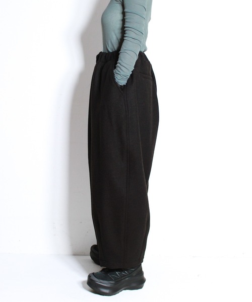 HARVESTY(ハーベスティ)の「HARVESTY / ハーベスティー DOUBLE FACE WOOL TWEED CROPPED EASY CIRCUS PANTS ツイード イージー サーカスパンツ(その他パンツ・レディース・ブラウン/チャコールグレー・1/2)」の11枚目の写真