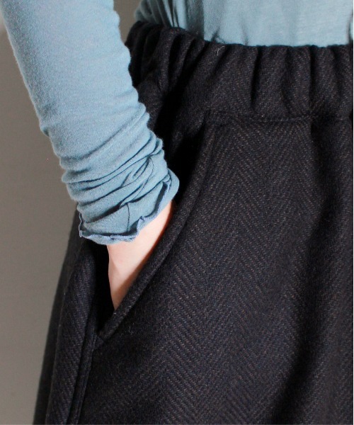 HARVESTY(ハーベスティ)の「HARVESTY / ハーベスティー DOUBLE FACE WOOL TWEED CROPPED EASY CIRCUS PANTS ツイード イージー サーカスパンツ(その他パンツ・レディース・ブラウン/チャコールグレー・1/2)」の14枚目の写真