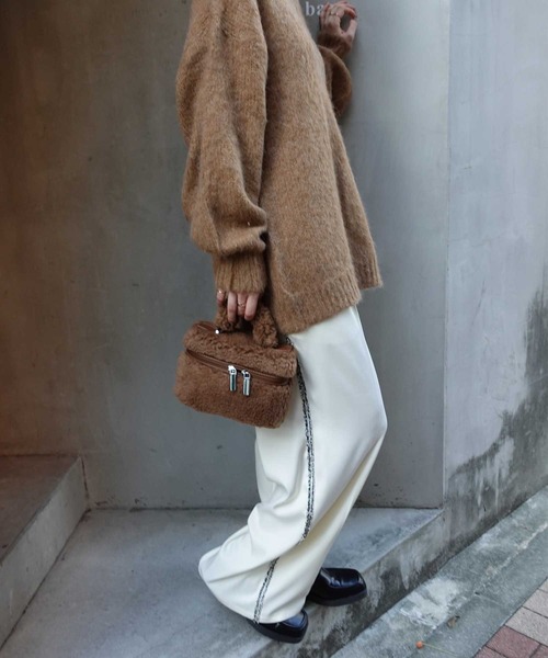 CORNERS(コーナーズ)の「ボアバニティミニバッグ(ショルダーバッグ・レディース・アイボリー/ブラウン/ベージュ・FREE)」の15枚目の写真