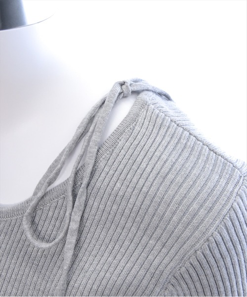 clear（クリア）の「肩リボンニットカーディガン[細見え　大人カジュアル] ≪2024AW新作≫（ニット/セーター・レディース・アイボリー/ブラウン/グレー/ブラック/サックスブルー・F）」の21枚目の写真