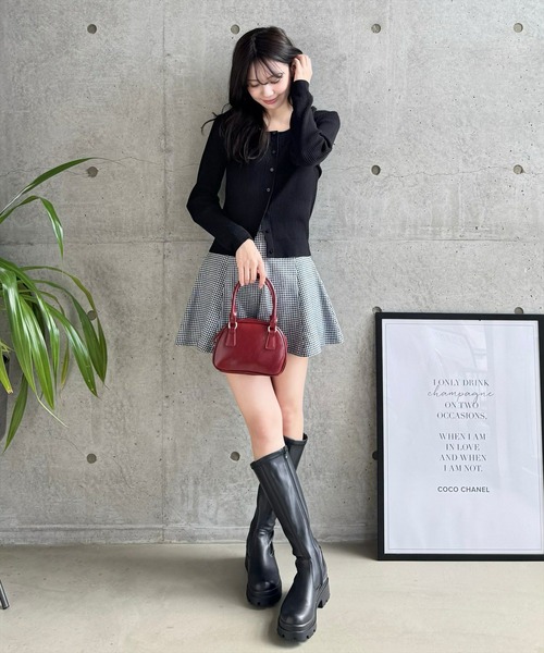 clear（クリア）の「肩リボンニットカーディガン[細見え　大人カジュアル] ≪2024AW新作≫（ニット/セーター・レディース・アイボリー/ブラウン/グレー/ブラック/サックスブルー・F）」の13枚目の写真