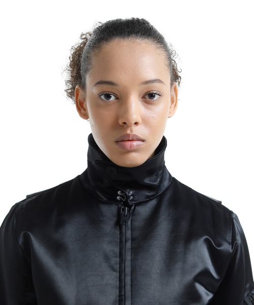 Y-3(ワイスリー)の「W BOMBER JKT(ブルゾン・レディース・ブラック・X-SMALL/SMALL/XX-SMALL/MEDIUM)」の4枚目の写真