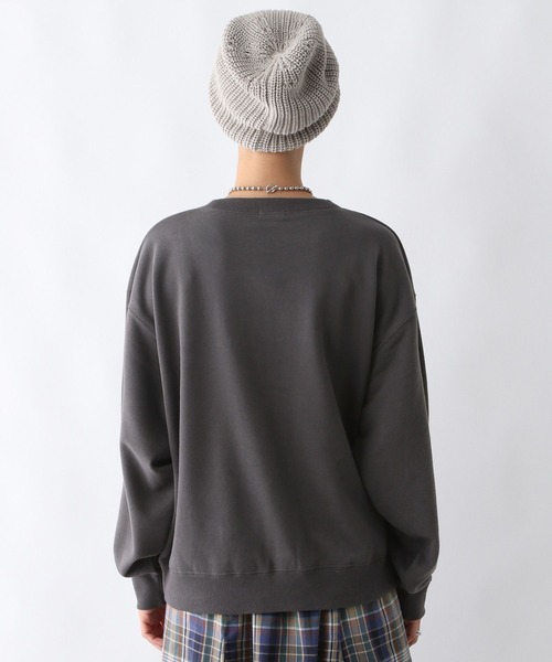 LEPSIM(レプシィム)の「パッチワークロゴプルオーバー 252922(スウェット・レディース・杢グレー/チャコールグレー/レッド・FREE)」の18枚目の写真