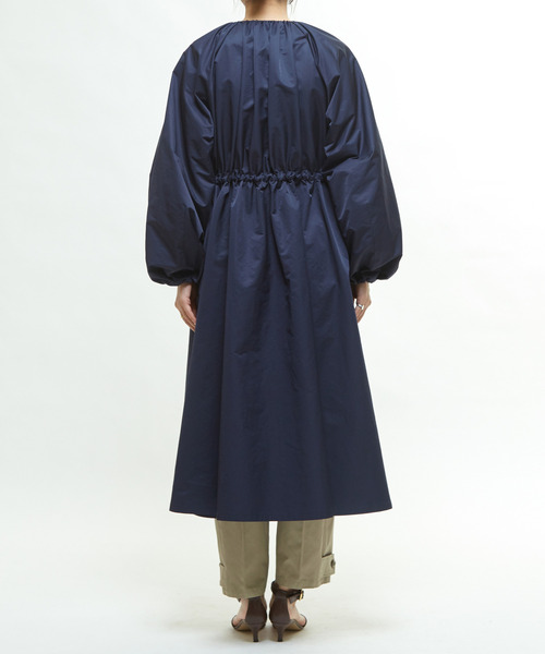 martinique（マルティニーク）の「タンブラータフタギャザーコート（その他アウター・レディース・オフホワイト/ネイビー/カーキ・FREE）」の11枚目の写真