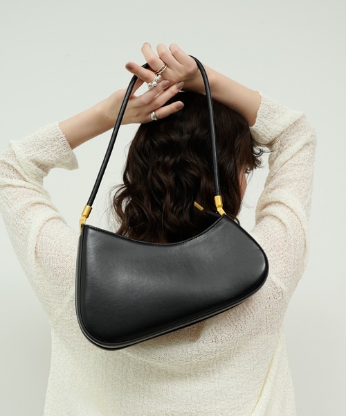 バッグ fugu Medium crossbody bag with print in beige and dark brown GG