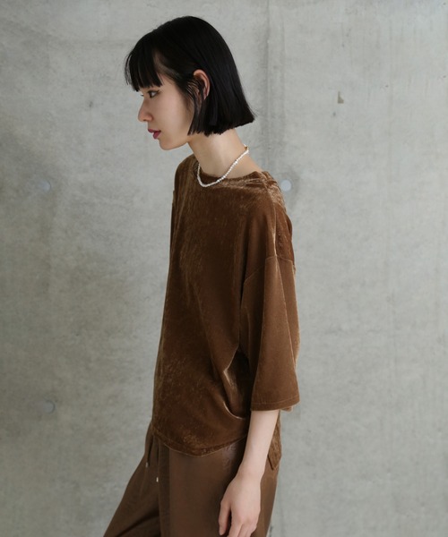 CHIGNON(シニヨン)の「(CHUGNON)ベロアメッシュTシャツ(Tシャツ/カットソー・レディース・ホワイト/ブラウン・ONE SIZE)」の15枚目の写真