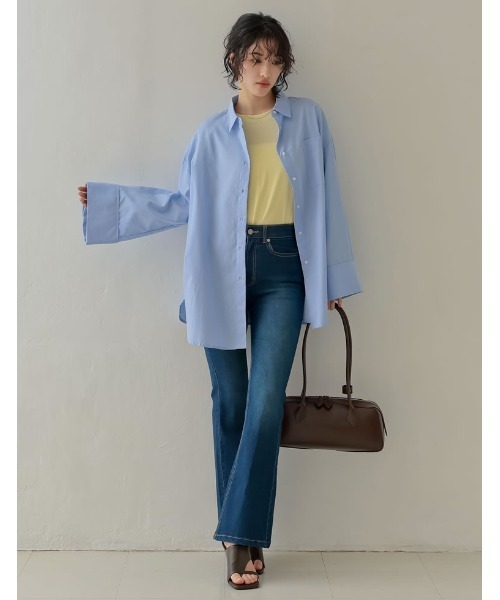 Re:EDIT（リエディ）の「[2025SS COLLECTION][低身長/高身長サイズ有][美脚見えシルエット]ストレッチデニムキックフレアパンツ（デニムパンツ・レディース・ブラック系その他/ブルー/ネイビー/ブルー系その他・SHORT/SMALL/MEDIUM/TALL/LARGE）」の21枚目の写真