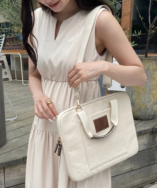 merrylatte（メリーラテ）の「2wayキャンバスPCケース（トートバッグ・レディース・アイボリー・FREE）」の11枚目の写真