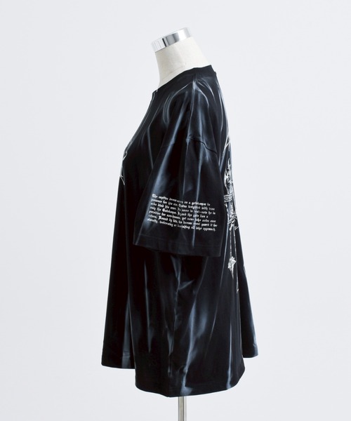 REFLEM(レフレム)の「『REFLEM/レフレム』縛り顔料加工Tシャツ/ハーフスリーブカットソー(Tシャツ/カットソー・レディース・ブルー/ブラック/グリーン・M/XXL)」の5枚目の写真