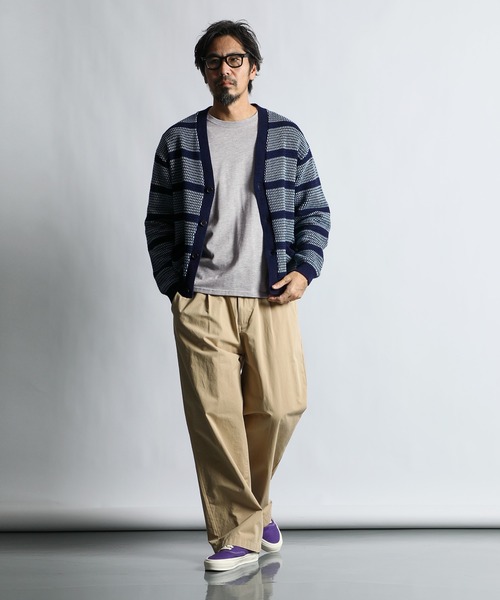 The DUFFER of ST.GEORGE（ザダファーオブセントジョージ）の「[INDIGO LABEL] INDIGO TUCK BORDER CARDIGAN：インディゴ タックボーダー カーディガン（カーディガン/ボレロ・メンズ・ダークインディゴブルー・MEDIUM/LARGE/X-LARGE）」の3枚目の写真