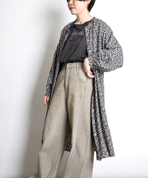 MARAI(マーライ)の「花柄 前開きシャツワンピース 長袖 ロング丈(シャツワンピース・レディース・グレー/チャコール/ライトグリーン・フリー)」の1枚目の写真