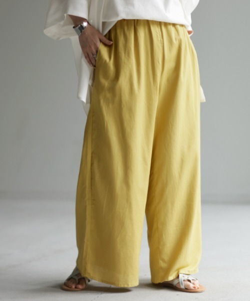 HUG.U（ハグユー）の「ダブルコットン ワイドパンツ（その他パンツ・レディース・ブラック/ベージュ/ネイビー/ホワイト/グリーン/カーキ/イエロー/ブラック系その他/レッド系その他/ブルー系その他・M(トール丈)/L(トール丈)/L(レギュラー丈)/M(レギュラー丈)）」の18枚目の写真